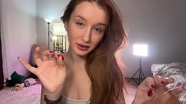 OmeliaDior online show from 04/06/26, 10:33