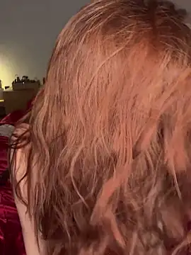 OmeliaDior online show from 09/18/25, 05:05