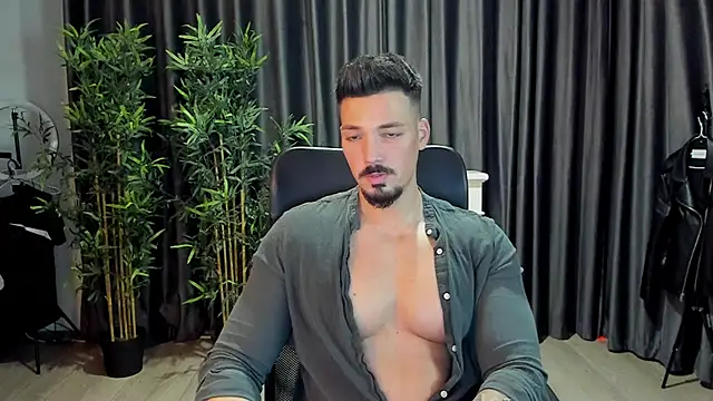 Snapshot of HaydenSpearss chatting on 02/25/25, 04:25 HaydenSpearss online show from 02/25/25, 04:25