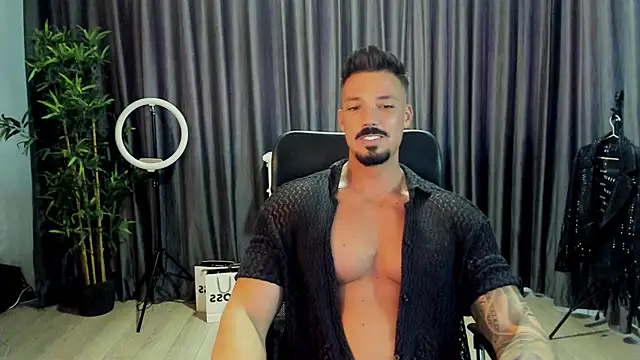 Snapshot of HaydenSpearss chatting on 06/17/26, 12:26 HaydenSpearss online show from 06/17/26, 12:26