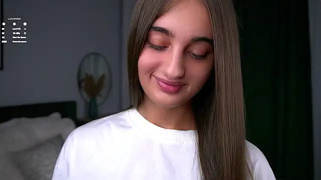 Snapshot of PiquingOgalala chatting on 11/08/25, 01:09 PiquingOgalala online show from 11/08/25, 01:09