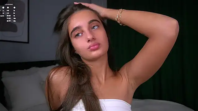 Snapshot of PiquingOgalala chatting on 11/21/25, 01:04 PiquingOgalala online show from 11/21/25, 01:04