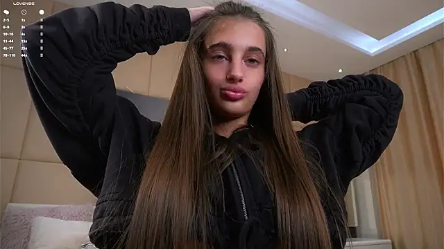 PiquingOgalala online show from 04/11/26, 01:13