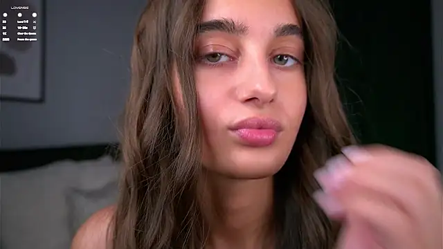 Snapshot of PiquingOgalala chatting on 11/11/25, 01:00 PiquingOgalala online show from 11/11/25, 01:00