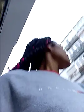 Laanegraofficial  online show from 09/10/25, 05:34