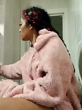 Laanegraofficial  online show from 09/30/25, 11:33