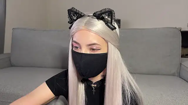 michiko  online show from 04/06/26, 10:49