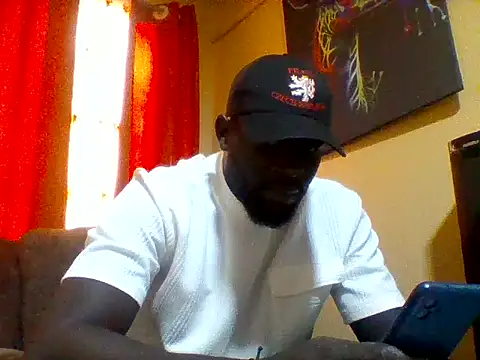 Snapshot of ClinDi chatting on 01/19/26, 12:53 ClinDi online show from 01/19/26, 12:53