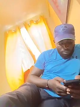 Snapshot of ClinDi chatting on 06/19/26, 12:44 ClinDi online show from 06/19/26, 12:44