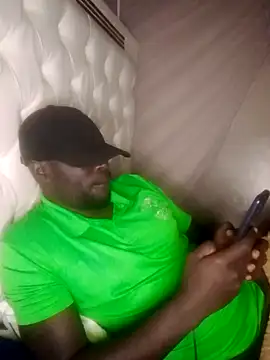 Snapshot of ClinDi chatting on 07/31/26, 04:01 ClinDi online show from 07/31/26, 04:01