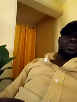 Snapshot of ClinDi chatting on 02/26/25, 12:16 ClinDi online show from 02/26/25, 12:16