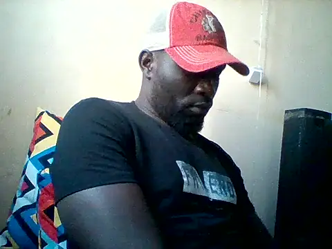 Snapshot of ClinDi chatting on 01/11/26, 02:02 ClinDi online show from 01/11/26, 02:02