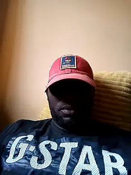 Snapshot of ClinDi chatting on 03/21/25, 07:33 ClinDi online show from 03/21/25, 07:33