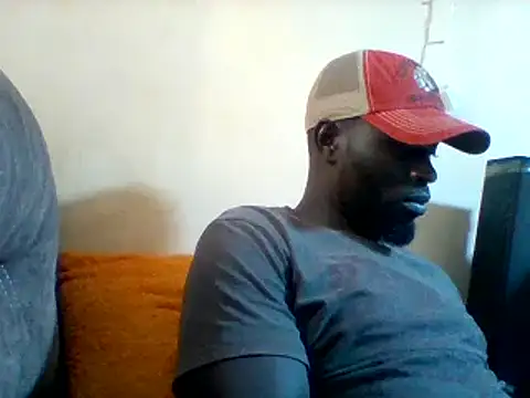 Snapshot of ClinDi chatting on 01/10/26, 01:39 ClinDi online show from 01/10/26, 01:39