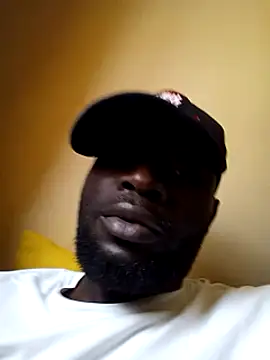 Snapshot of ClinDi chatting on 03/12/25, 09:23 ClinDi online show from 03/12/25, 09:23