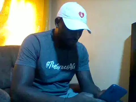 Snapshot of ClinDi chatting on 10/10/25, 08:48 ClinDi online show from 10/10/25, 08:48
