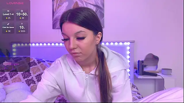 Veronica leal online show from 09/30/25, 07:58