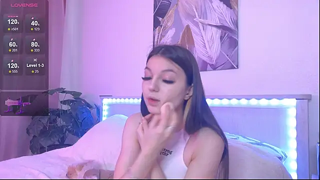 Veronica leal online show from 11/17/25, 11:58