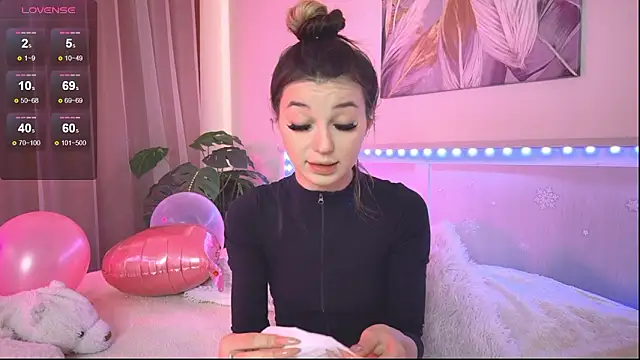 Veronica leal online show from 02/23/26, 08:37