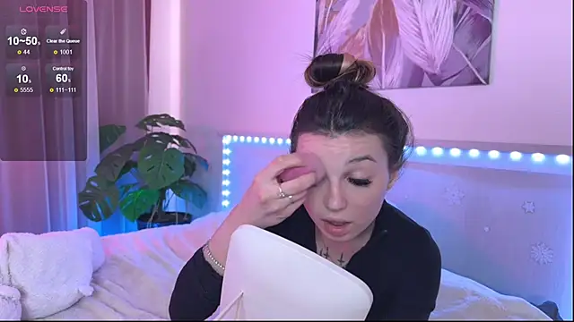Veronica leal online show from 05/11/26, 08:16