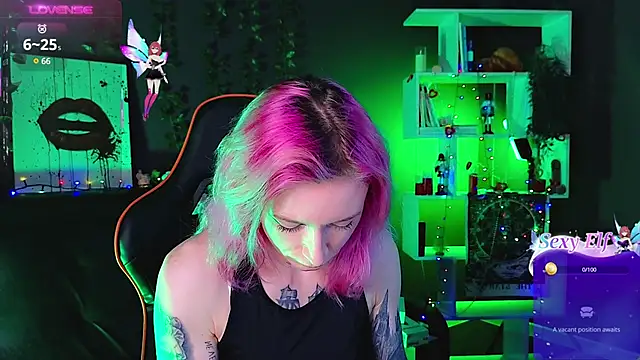  HelenCarter online show from 02/28/25, 08:28