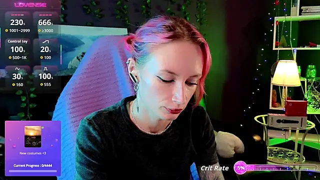  HelenCarter online show from 10/16/25, 08:28