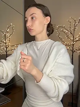 Polli Kiss online show from 02/18/26, 04:25