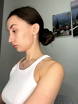 Polli Kiss online show from 01/08/26, 08:26