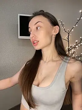 Polli Kiss online show from 04/01/26, 06:16