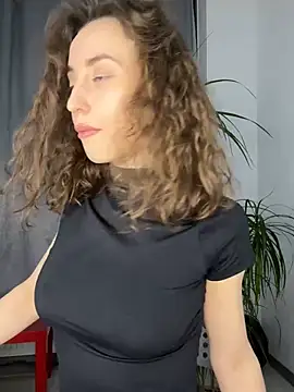 Polli Kiss online show from 03/15/25, 07:48