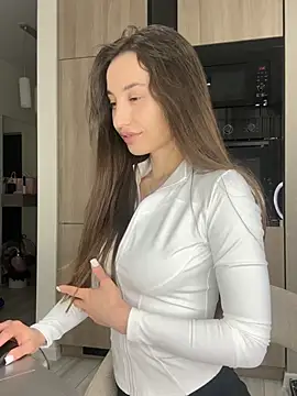 Polli Kiss online show from 02/13/26, 05:35