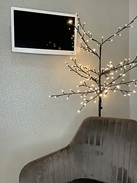 Polli Kiss online show from 04/02/26, 06:47