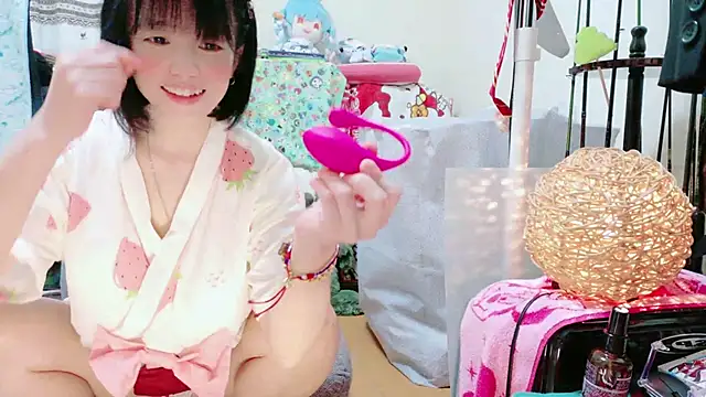 Snapshot of renapiyon8182 chatting on 03/19/25, 07:38 renapiyon8182 online show from 03/19/25, 07:38