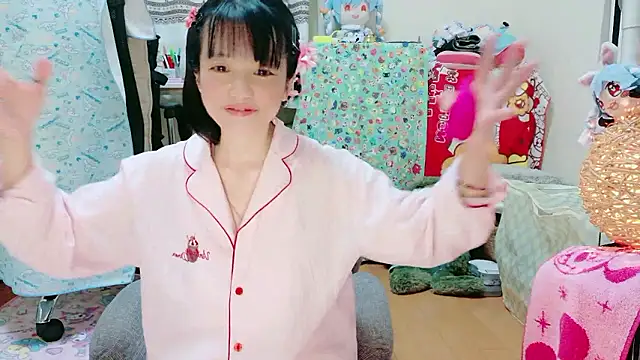 Snapshot of renapiyon8182 chatting on 10/03/25, 06:53 renapiyon8182 online show from 10/03/25, 06:53