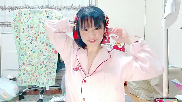 renapiyon8182 online show from 05/30/26, 08:47