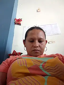 Snapshot of Chicapicante chatting on 05/14/26, 06:49 Chicapicante online show from 05/14/26, 06:49