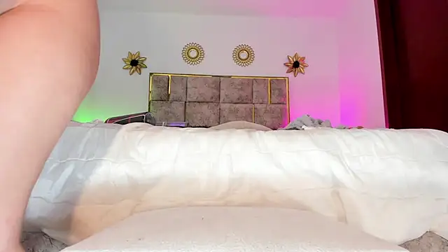 Snapshot of charylove11 chatting on 02/15/25, 07:27 charylove11 online show from 02/15/25, 07:27