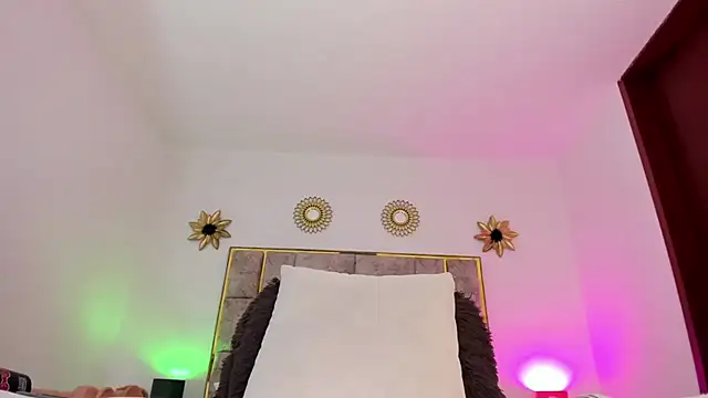 Snapshot of charylove11 chatting on 01/31/25, 03:30 charylove11 online show from 01/31/25, 03:30