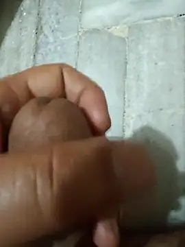 Snapshot of Abrarkhan9320 chatting on 02/20/26, 01:35 Abrarkhan9320 online show from 02/20/26, 01:35