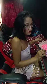 AdelinaMiran90 online show from 10/29/25, 07:24