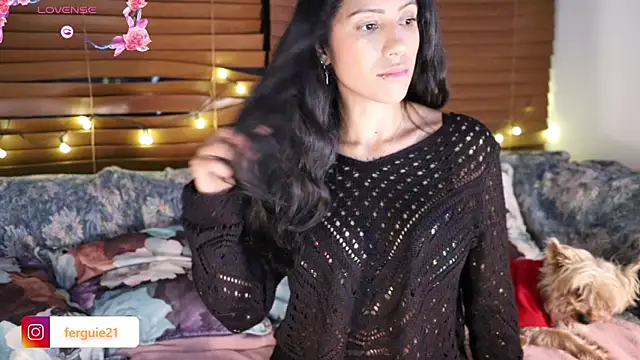 Snapshot of fergie21 chatting on 02/11/25, 12:17 fergie21 online show from 02/11/25, 12:17