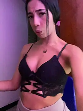 Lina10 online show from 02/28/26, 10:42