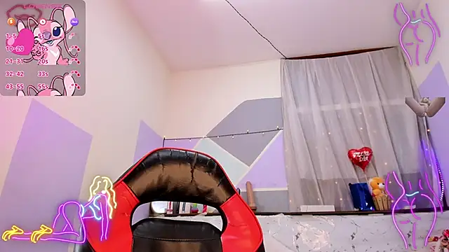 Lina10 online show from 10/31/25, 09:00