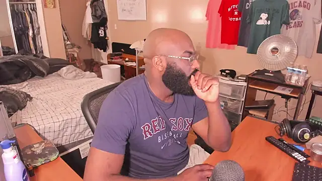 MrChuckDailyXXX online show from 11/22/25, 02:10