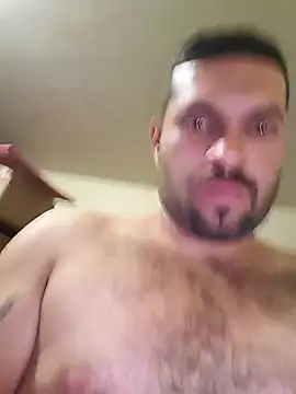 Rober2230 online show from 12/04/24, 01:41