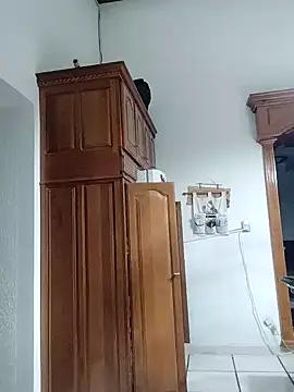 Rober2230 online show from 12/22/24, 05:11