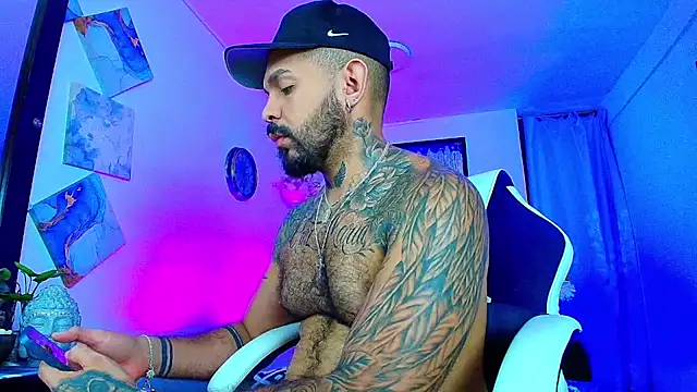 Adil aminn online show from 12/15/25, 08:14