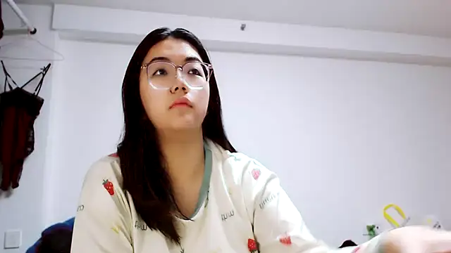 liu195874 online show from 12/26/24, 03:31