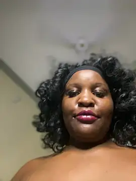 Snapshot of hotshie666-cum chatting on 04/15/26, 01:11 hotshie666-cum online show from 04/15/26, 01:11