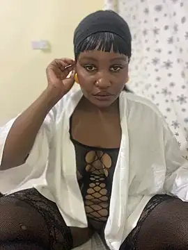 Snapshot of hotshie666-cum chatting on 03/08/26, 07:06 hotshie666-cum online show from 03/08/26, 07:06